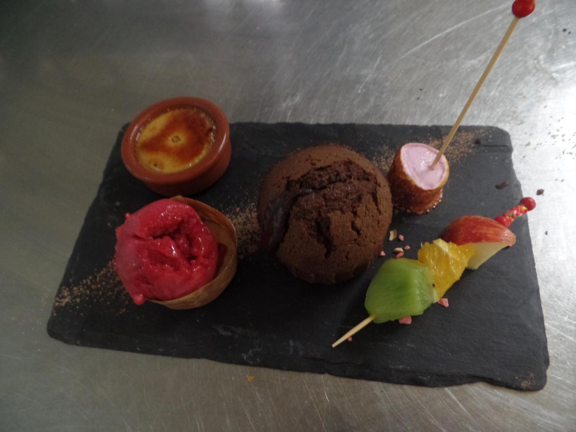 Logis Hotel Restaurant Le Commerce Guichen ภายนอก รูปภาพ