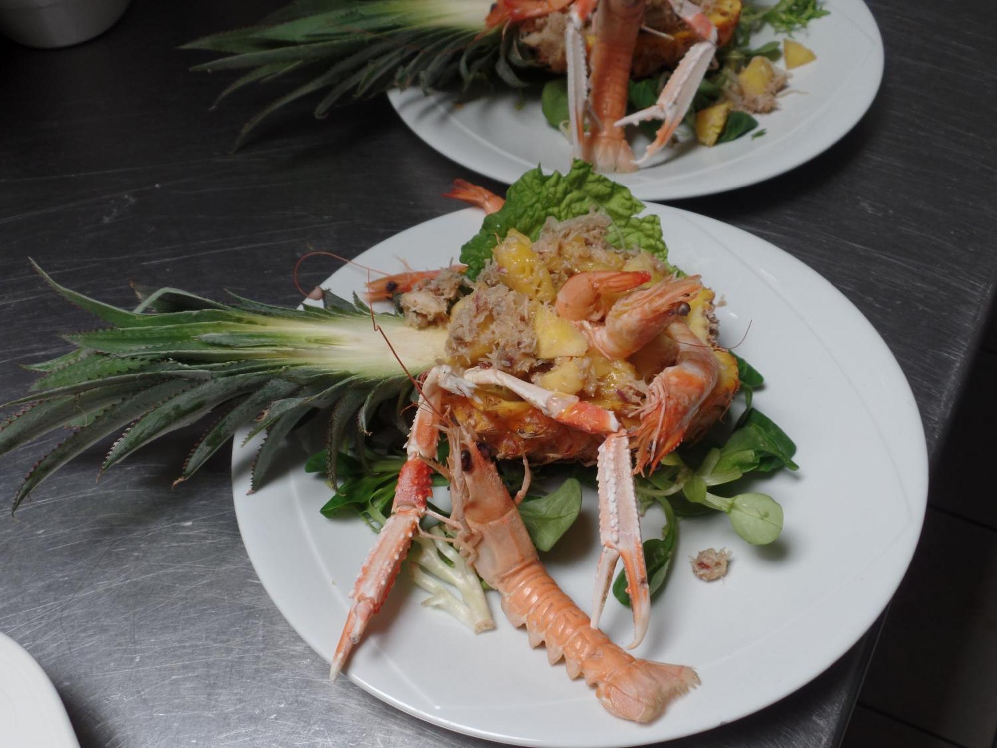 Logis Hotel Restaurant Le Commerce Guichen ภายนอก รูปภาพ